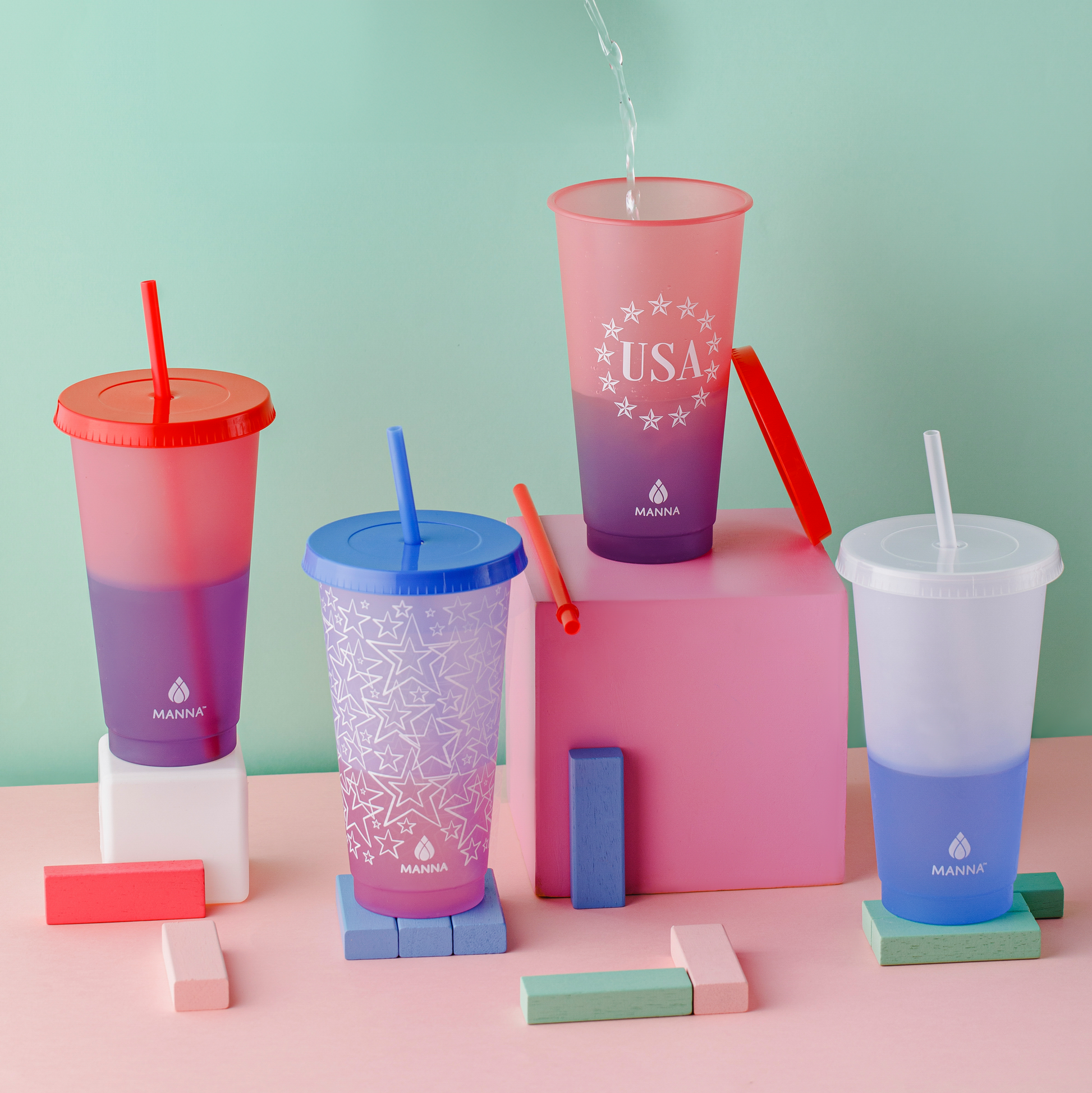 4pk-24-oz-patriotic-color-changing-cups-d9 156A0971-_1.png