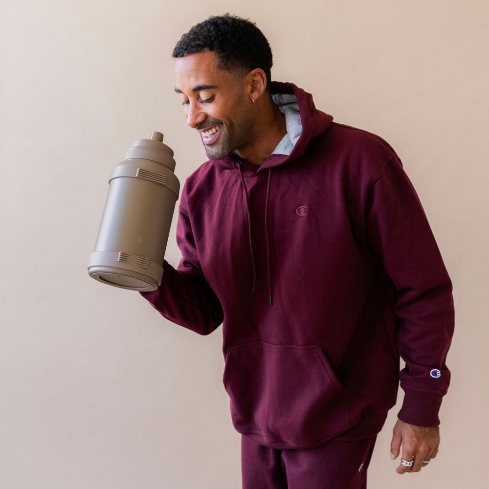 78-oz-titan-bottle-pastel-collection-b1 32_Manna_Website_Lifestyles_Titan_Darker_2.jpg